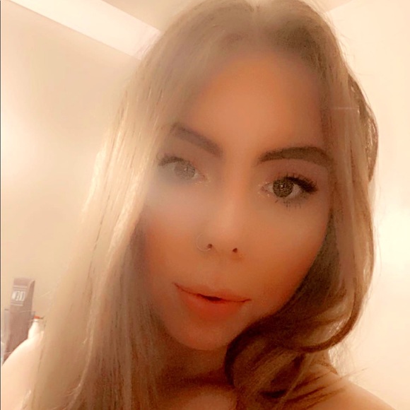 Meet your Posher, Natalie - Picture 1 of 1